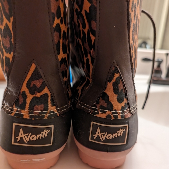 Brown/Leopard Duck Boots - Picture 2 of 3